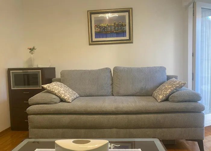 Apartment Mist 1 Center