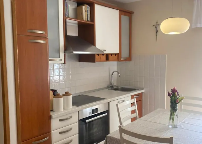 Apartment Mist 1 Center *