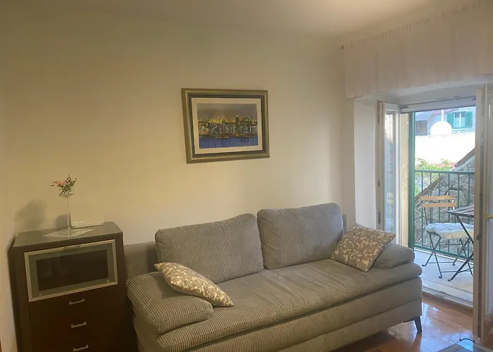 Apartment Mist 1 Center