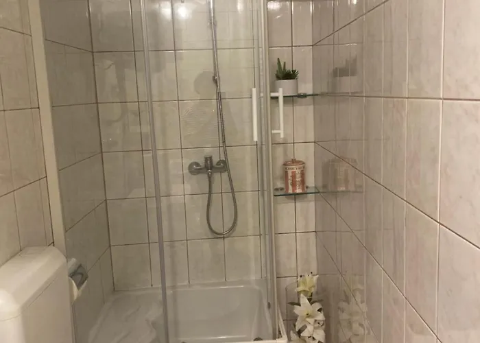 Apartment Mist 1 Center Split